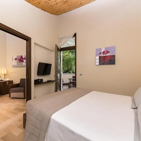 Hotel Valtur Baia Del Gusmay 4*