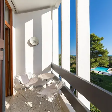 Hotel Valtur Baia Del Gusmay