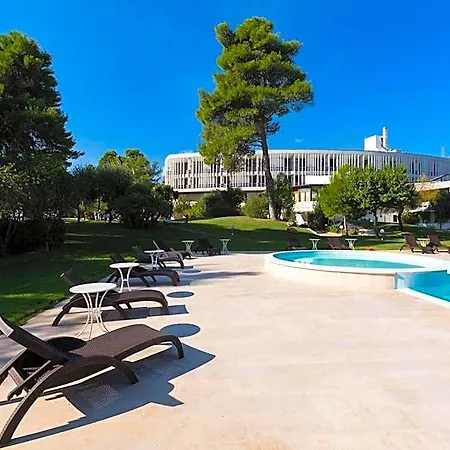 Valtur Baia Del Gusmay 4* Пескичи