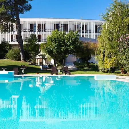 Valtur Baia Del Gusmay 4* Пескичи