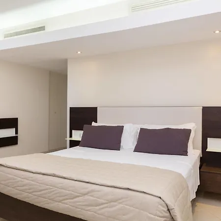 Valtur Baia Del Gusmay ホテル 4*