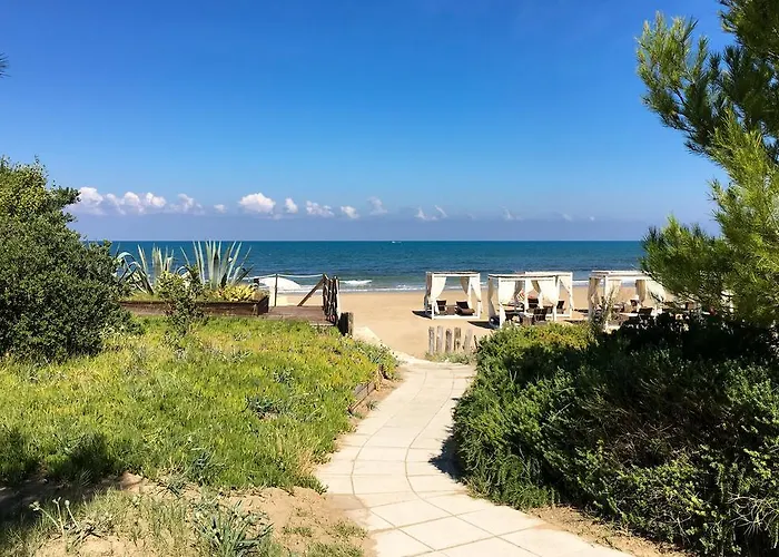 Hotel Valtur Baia Del Gusmay